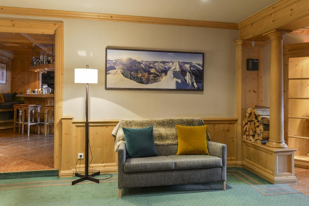 Zürs Alpenhotel Valluga المظهر الخارجي الصورة
